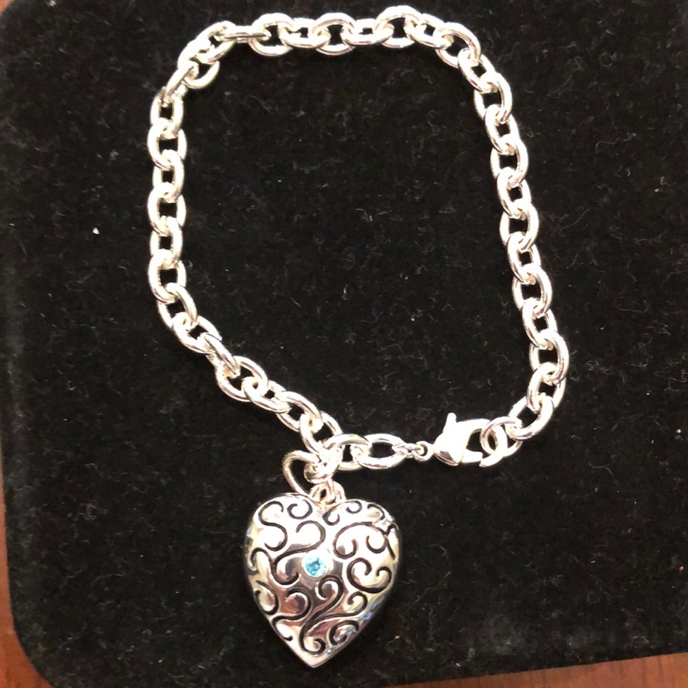 Bracelet with a heart locket